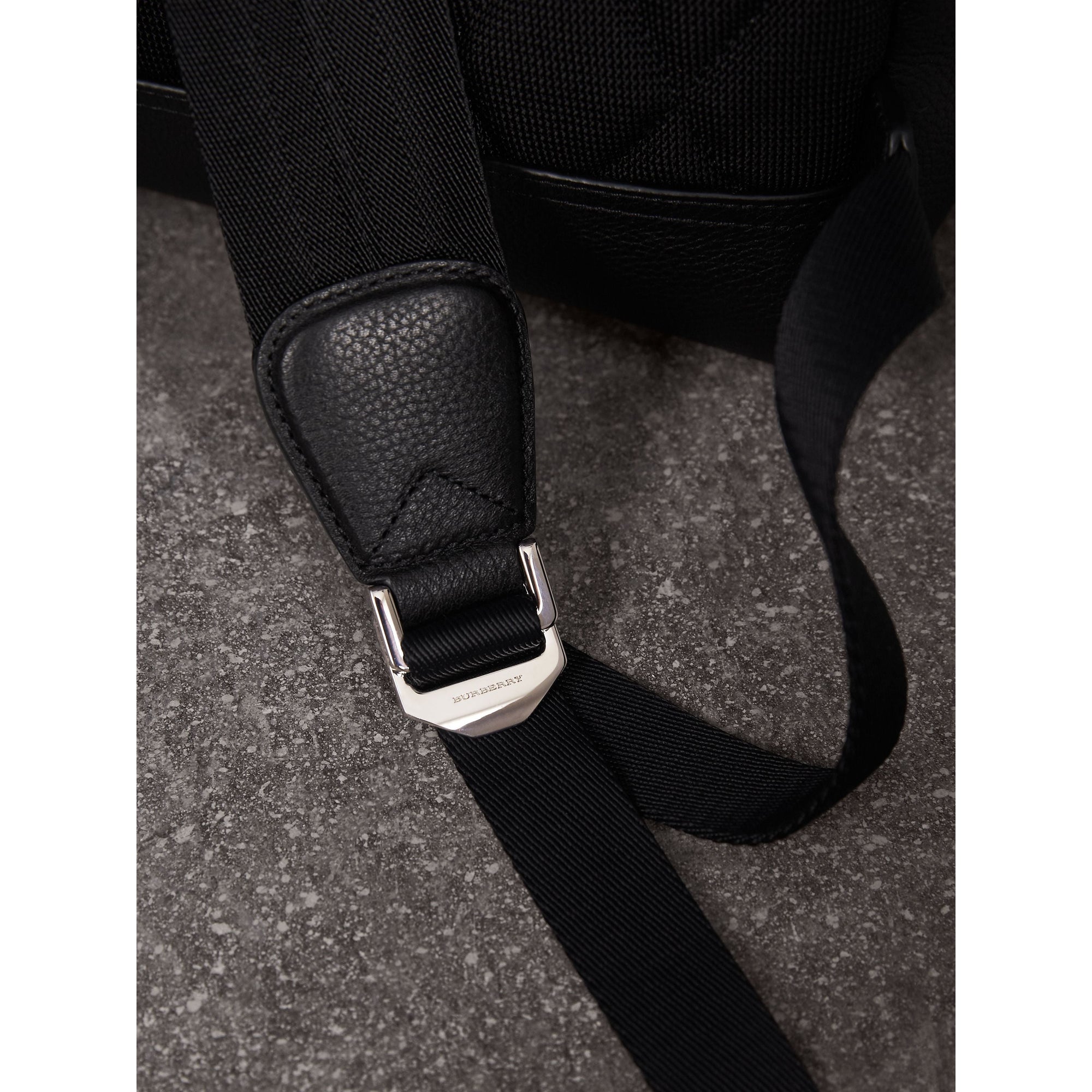 Sac à dos en cuir grené - Black