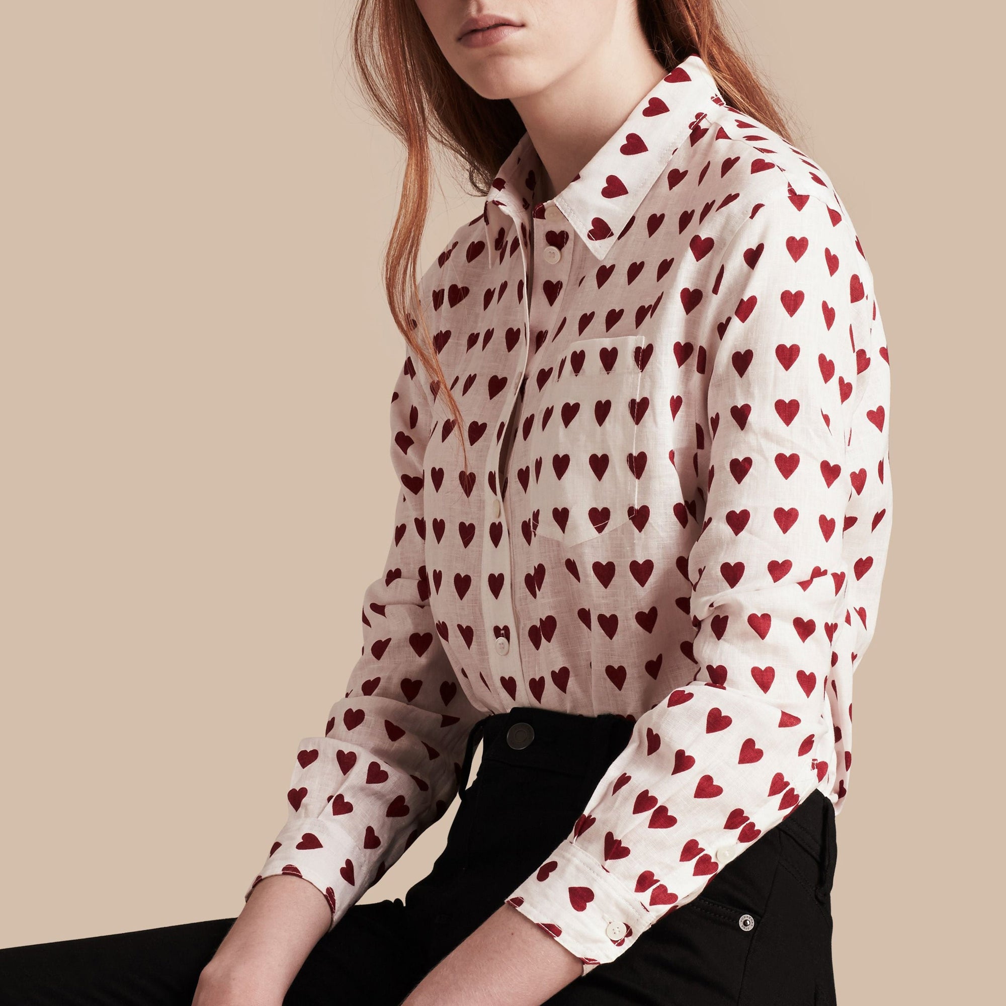 Chemise en lin avec imprimé à cœurs - Parade Red