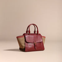 Sac tote medium à motif Canvas check avec éléments en cuir - Burgundy Red