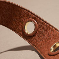 Ceinture en cuir grené avec œillets - Bright Toffee