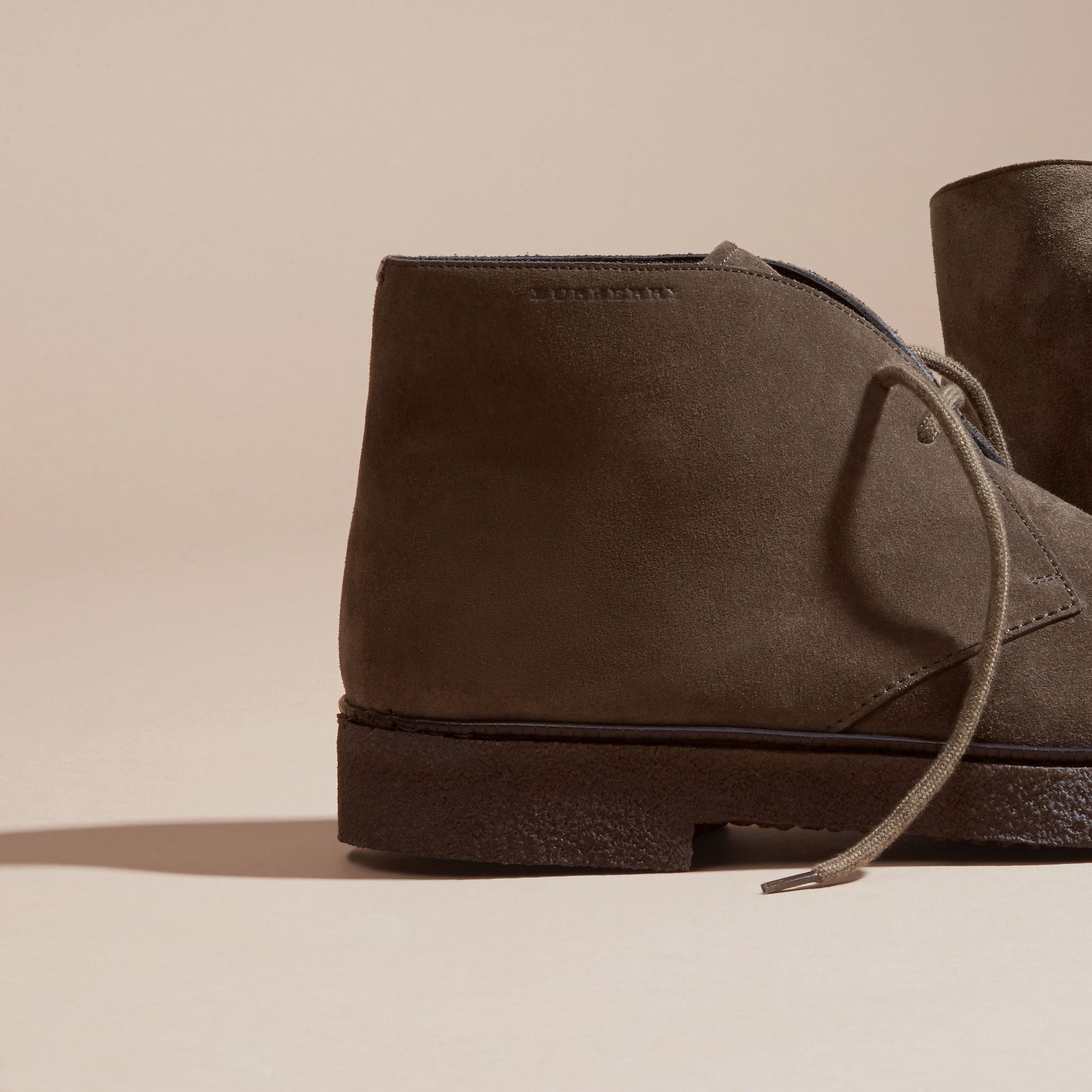 Bottines chukka en cuir velours avec semelles en crêpe - Khaki