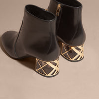 Bottines en cuir avec motif check au talon - Black
