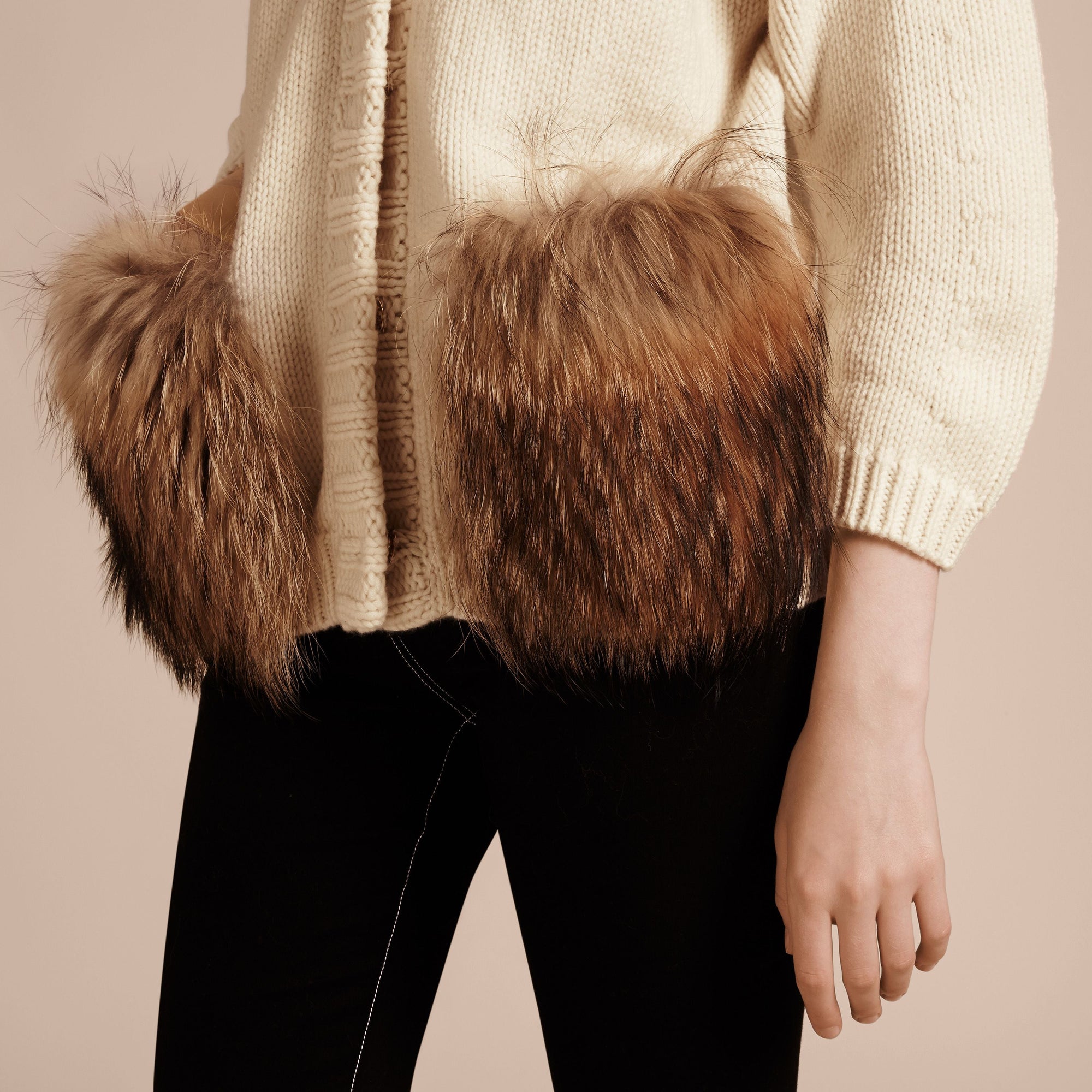 Cardigan col châle en laine & cachemire poches en fourrure - Natural White