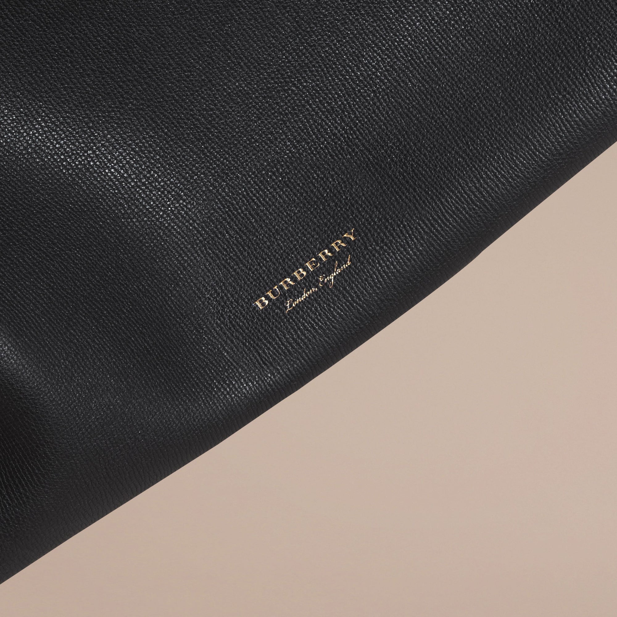 Grand sac The Banner en cuir et coton House check - Black