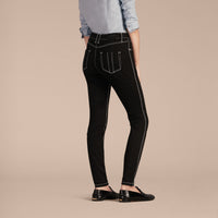 Jean skinny stretch avec surpiqûres contrastantes - Black
