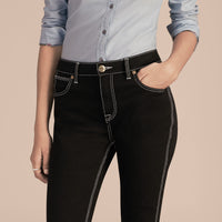 Jean skinny stretch avec surpiqûres contrastantes - Black