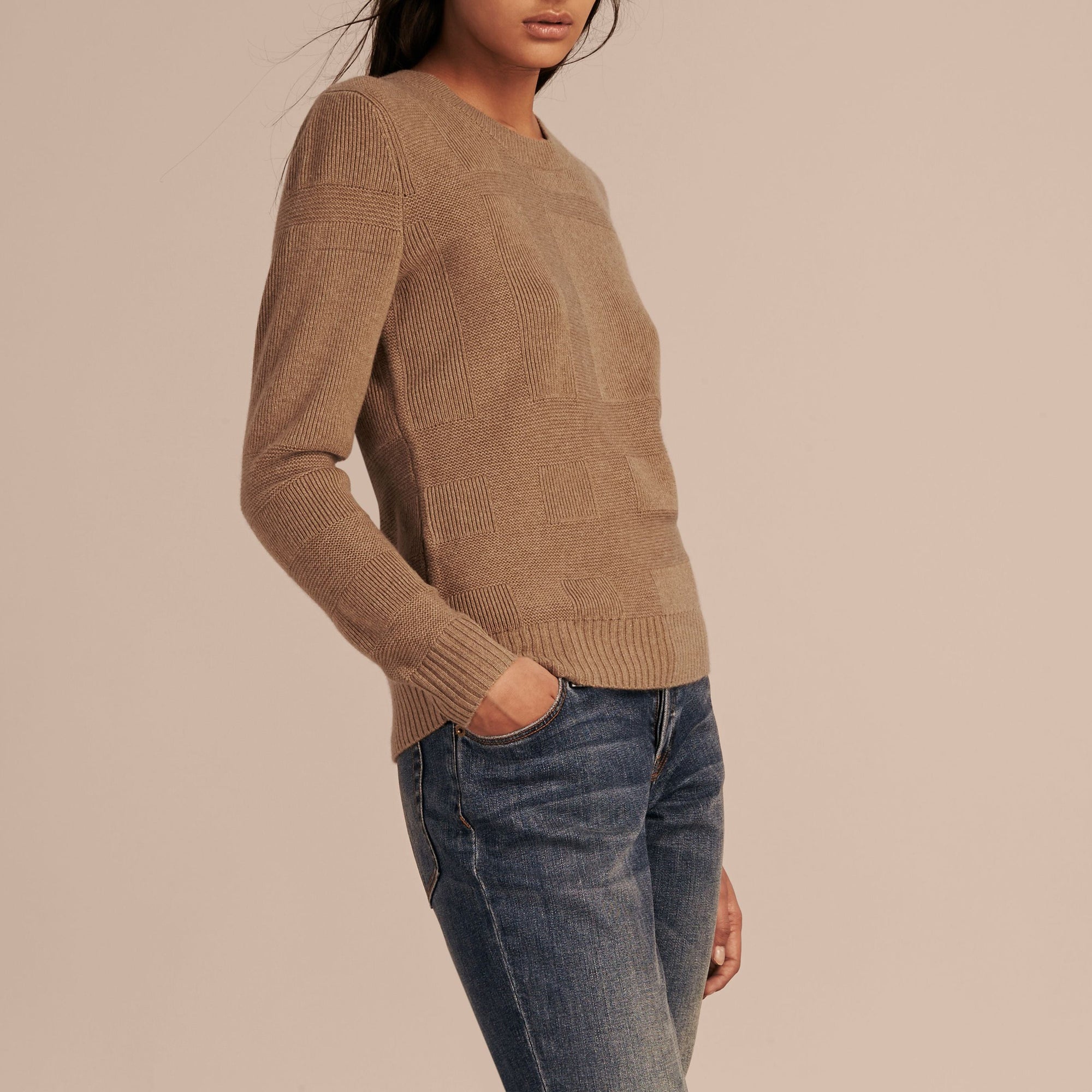 Pull en maille de laine et cachemire à motif check - Camel