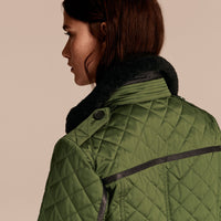 Veste matelassée avec col en shearling - Bright Moss Green