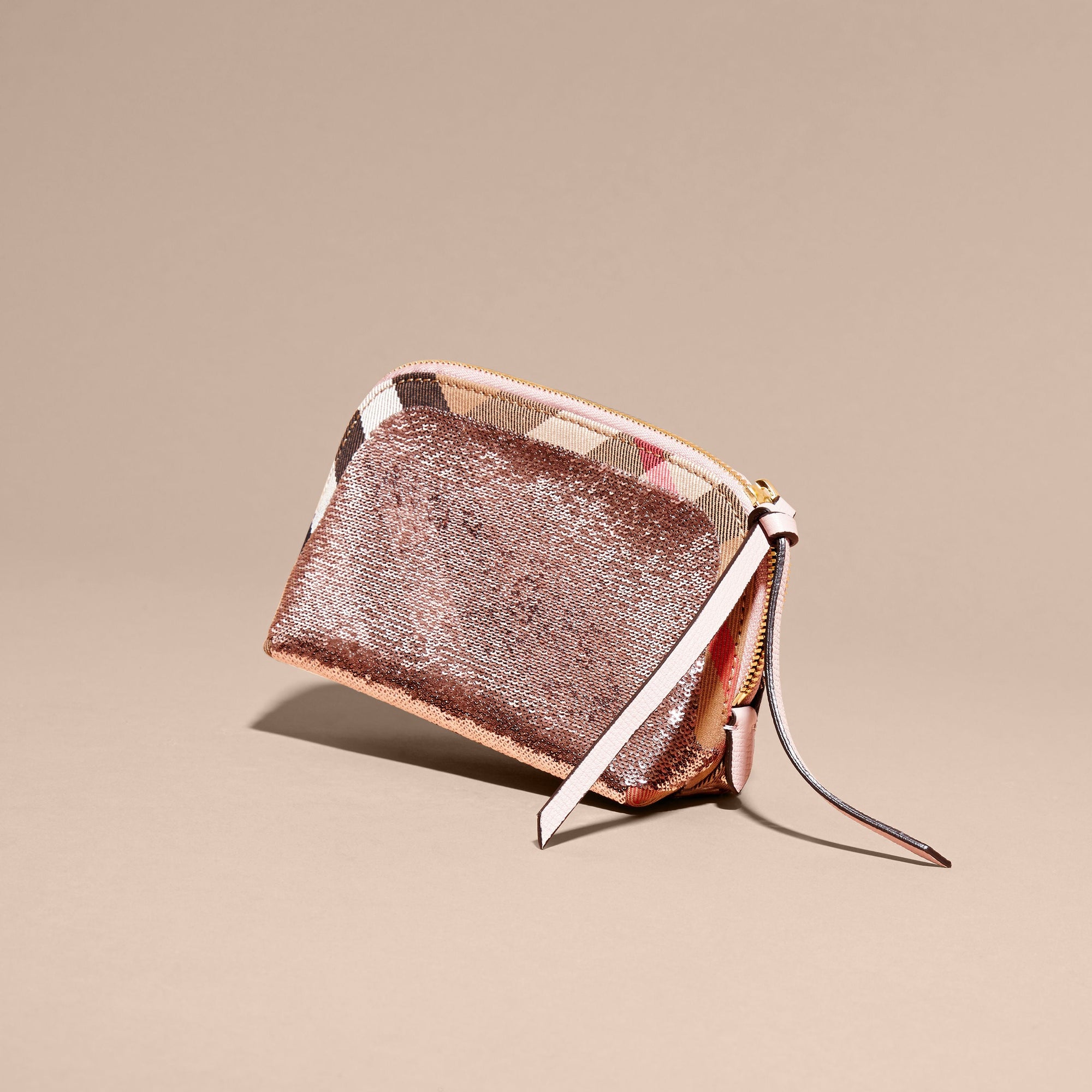 Pochette moyenne zippée à motif House check et sequins - Pink