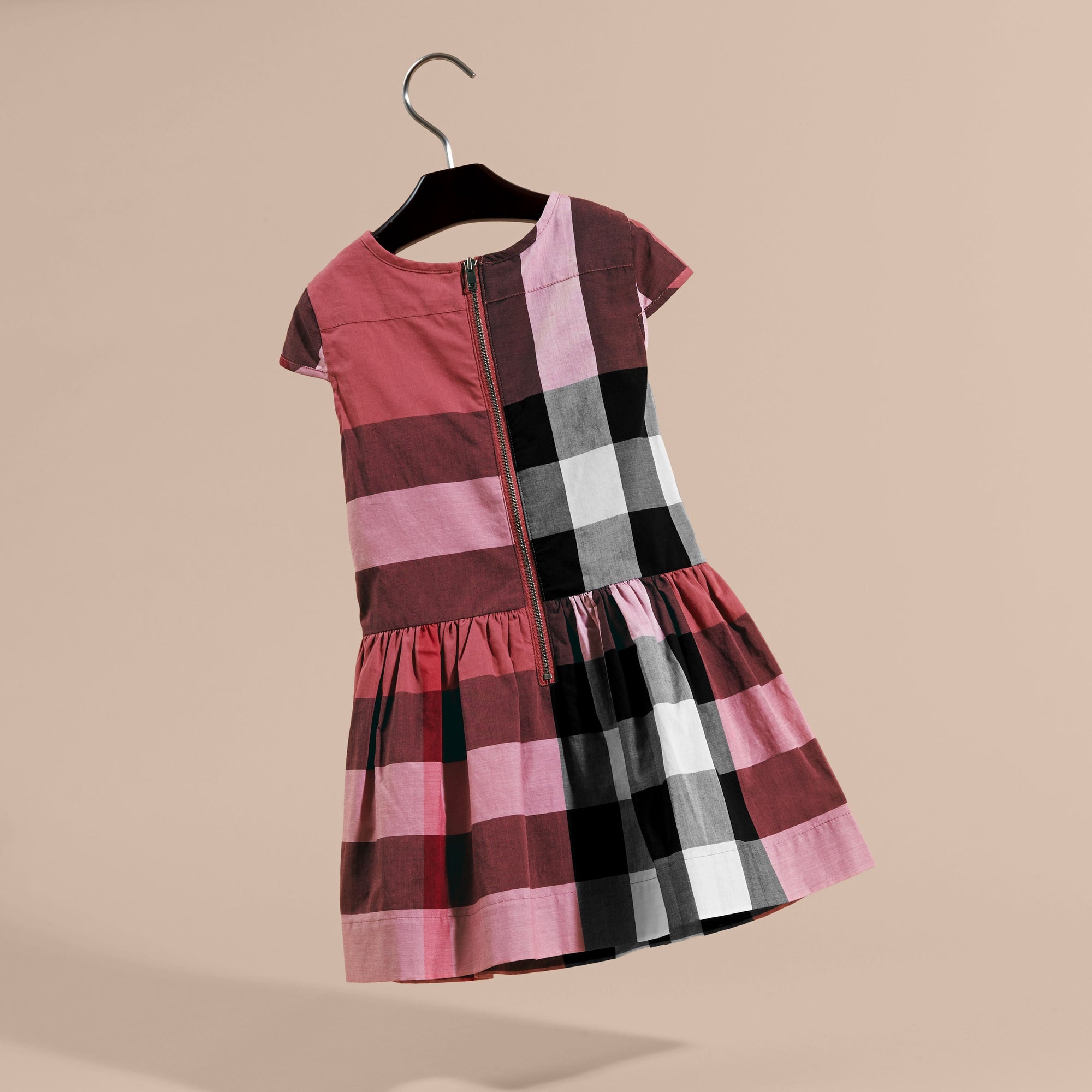 Robe en voile de coton à motif check avec mancherons - Pink Azalea