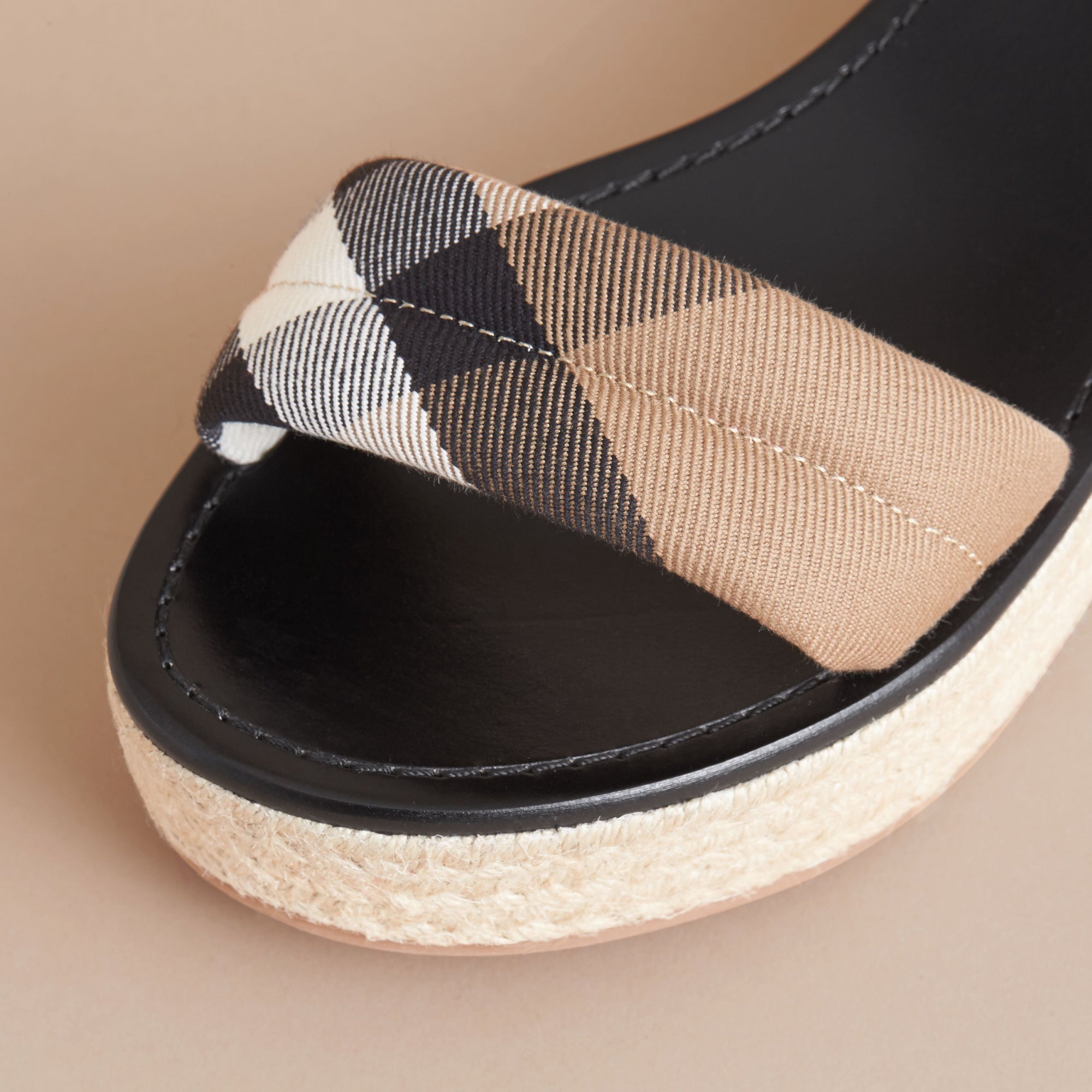 Sandales espadrilles à plateforme en cuir et coton House check - Black