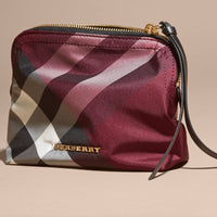 Pochette medium zippée en tissu technique à motif check - Plum