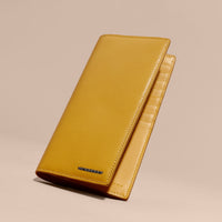 Portefeuille continental en cuir London - Larch Yellow