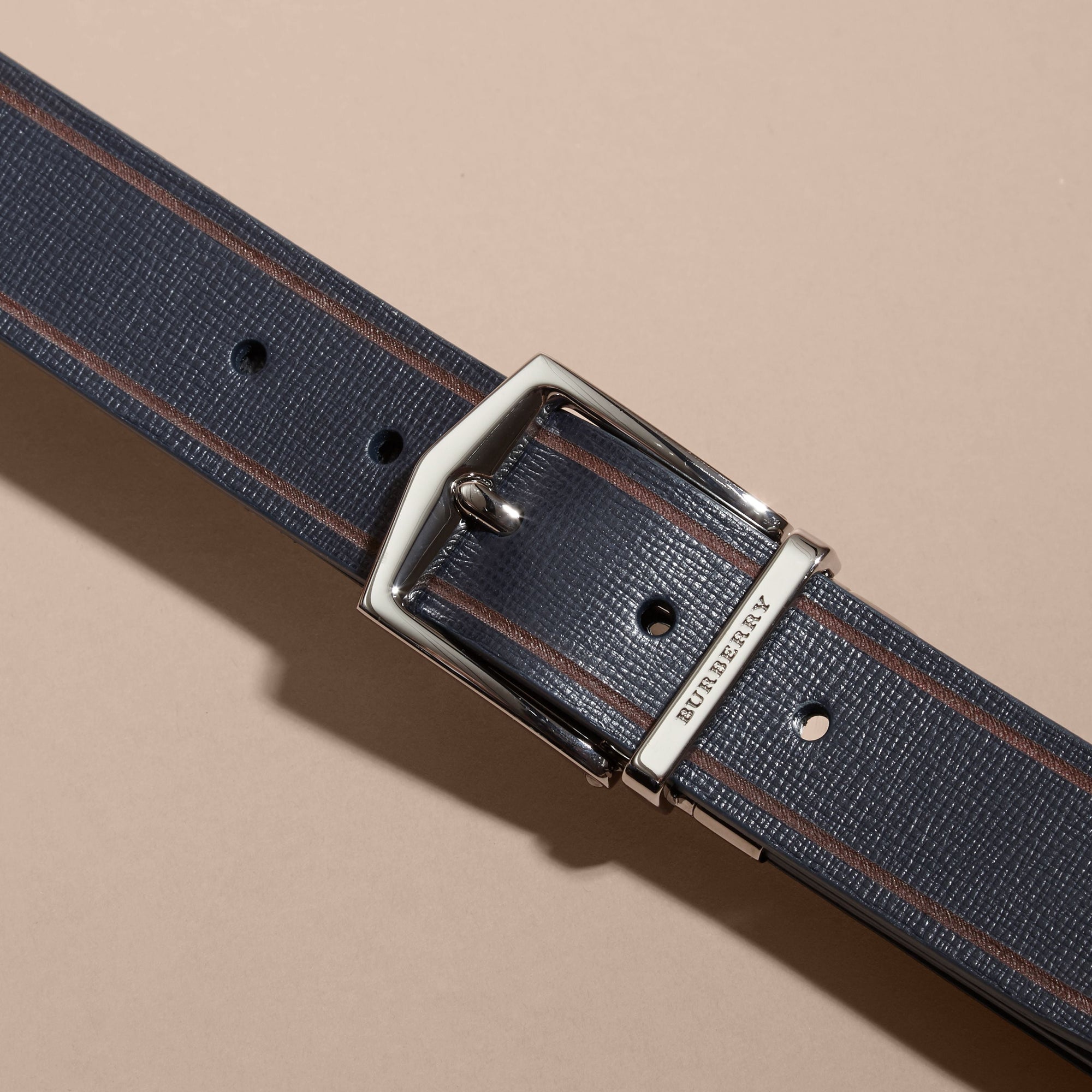 Ceinture réversible en cuir London avec bordure contrastante - Dark Navy & Black