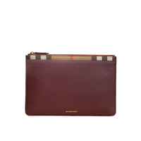 Pochette zippée en cuir grainé et tissu House check - Wine