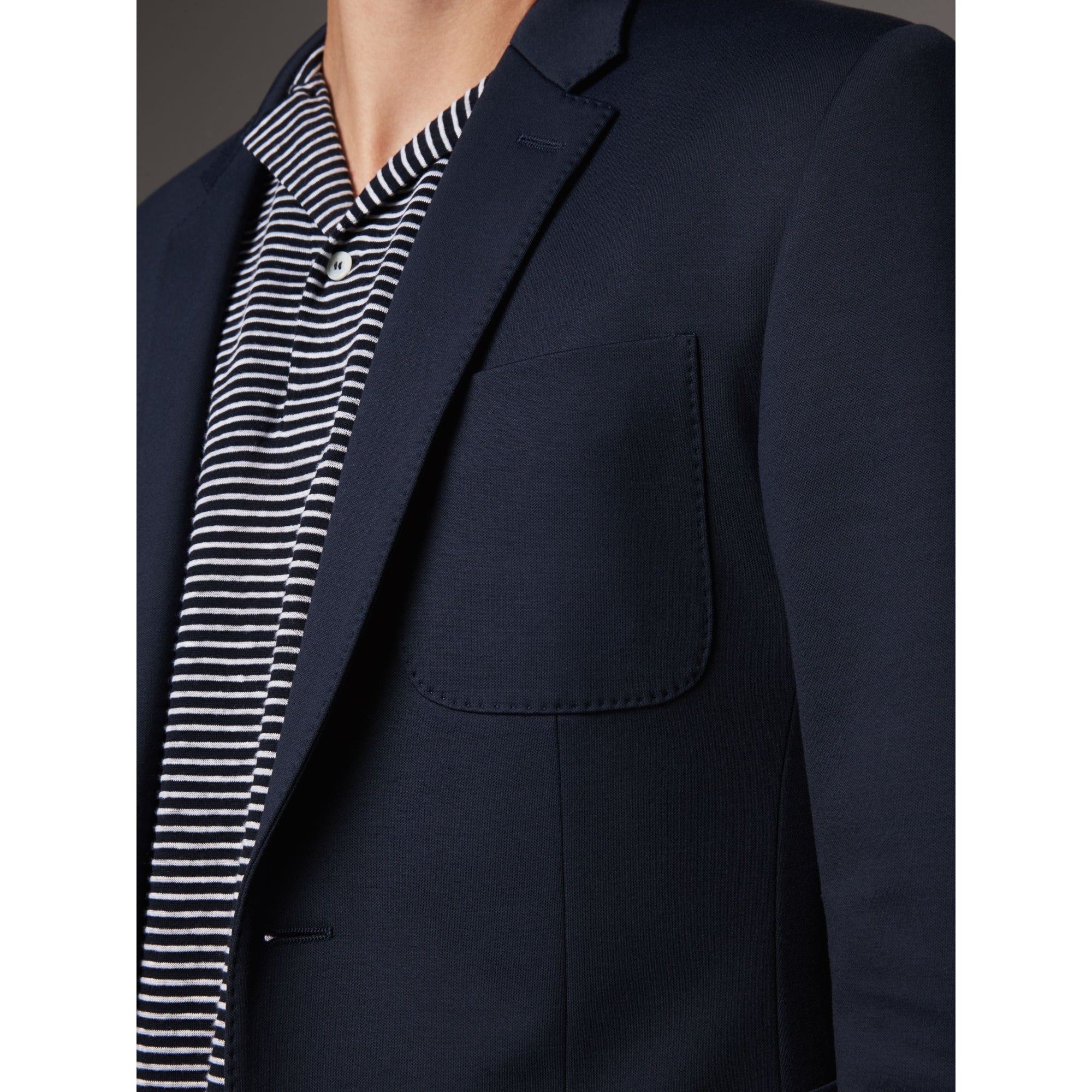 Costume Travel Tailoring de coupe étroite en coton mélangé - Navy