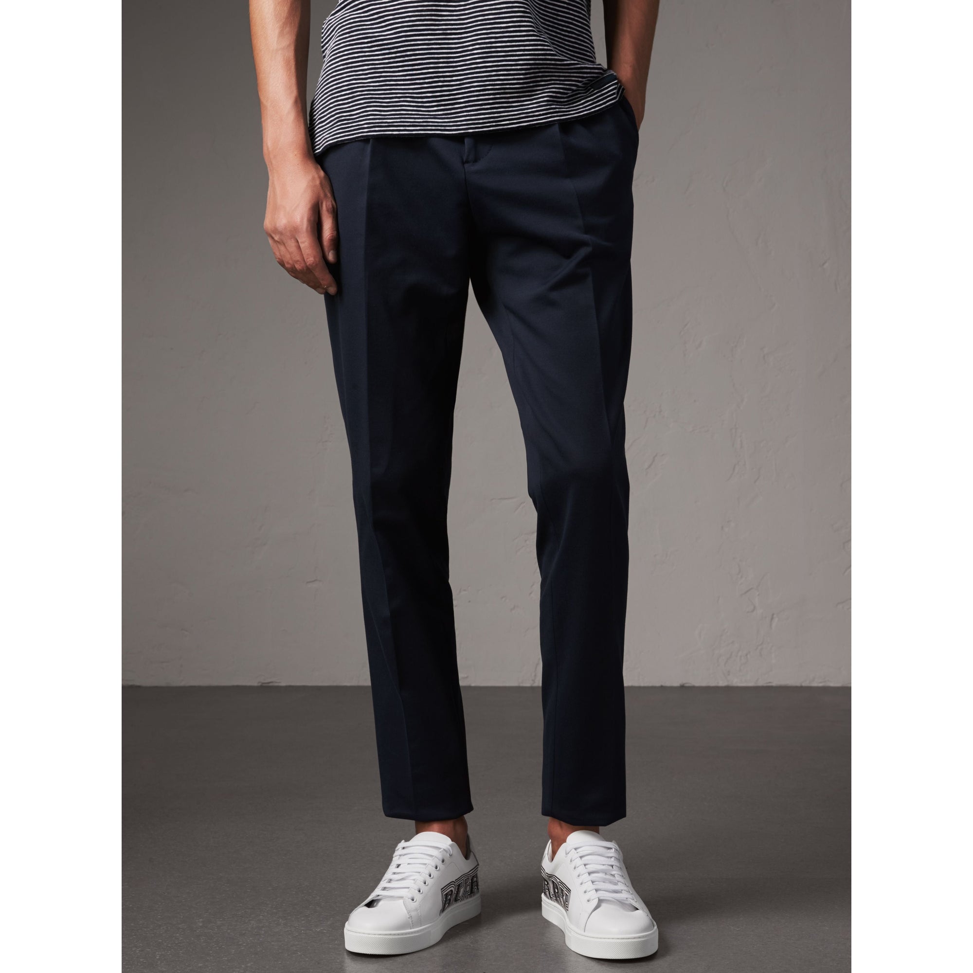 Costume Travel Tailoring de coupe étroite en coton mélangé - Navy