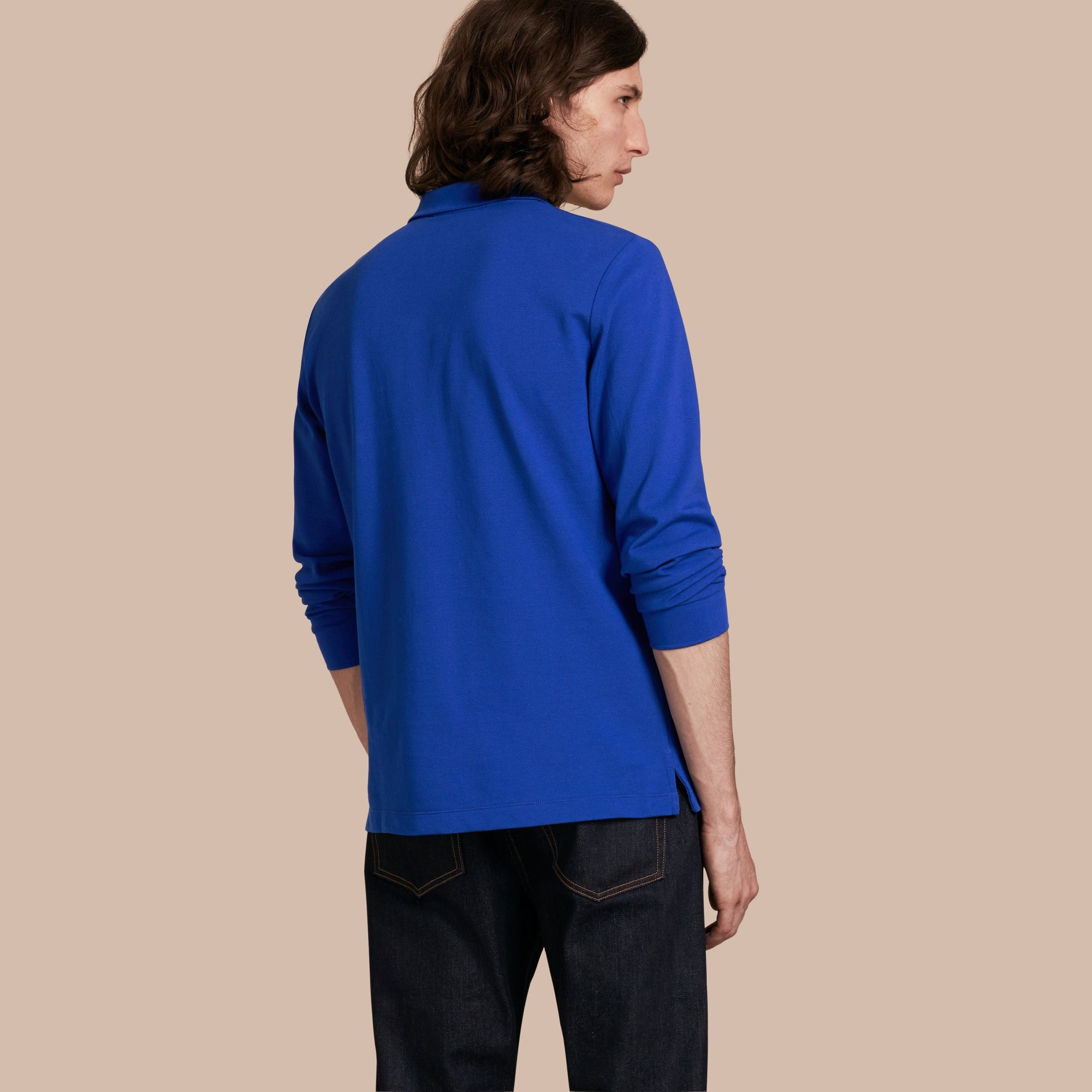 Polo à manches longues avec patte à motif check - Brilliant Blue