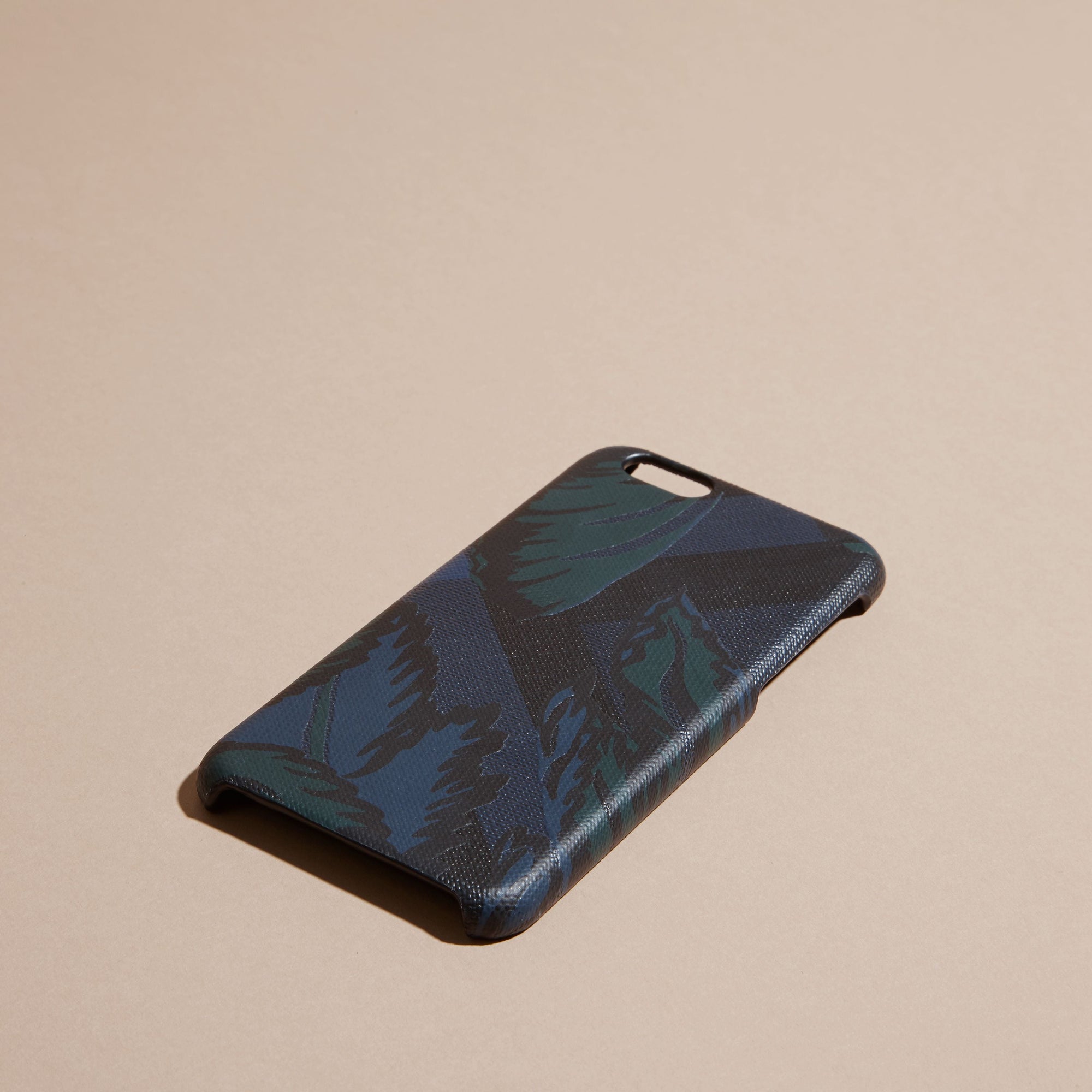 Étui pour iPhone 6 à motif London check et imprimé floral - Navy Floral