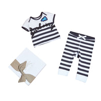 Coffret cadeau bébé deux pièces en coton rayé avec appliqués - Navy