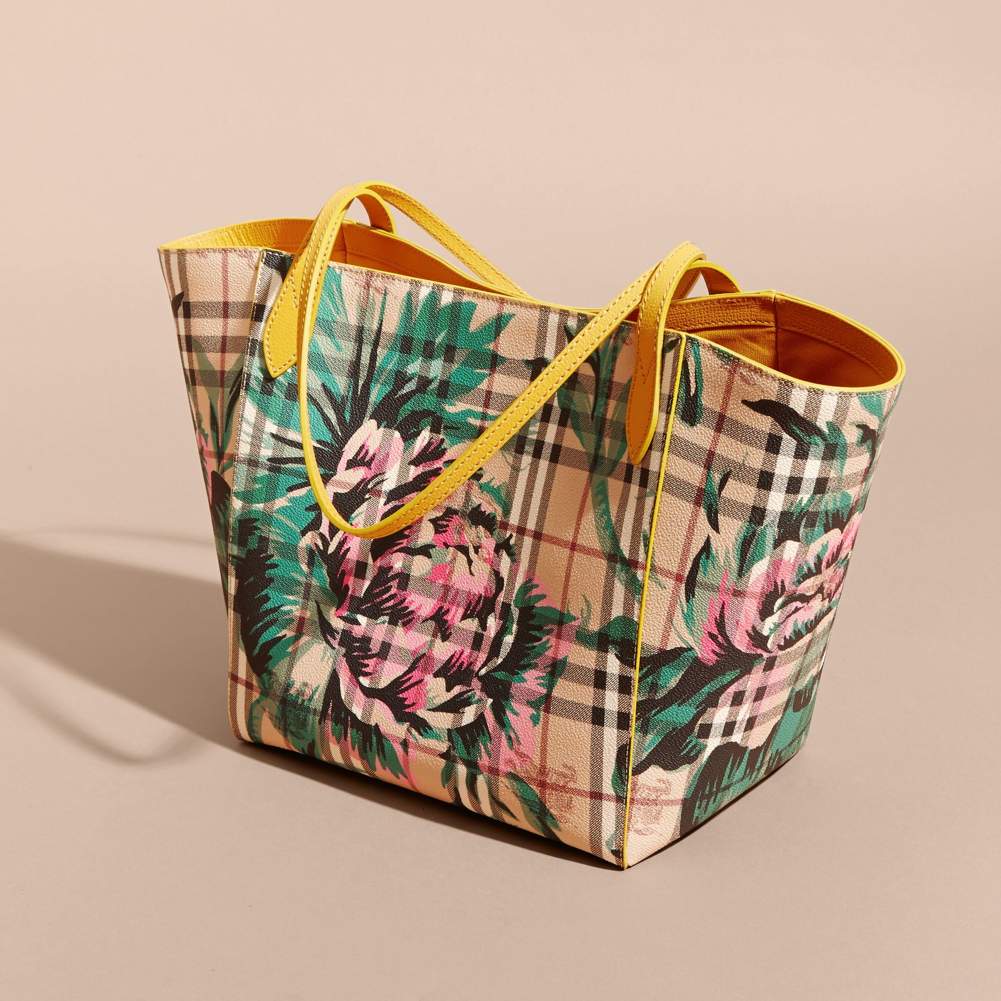 Petit sac The Canter imprimé à pivoines roses - Yellow & Green