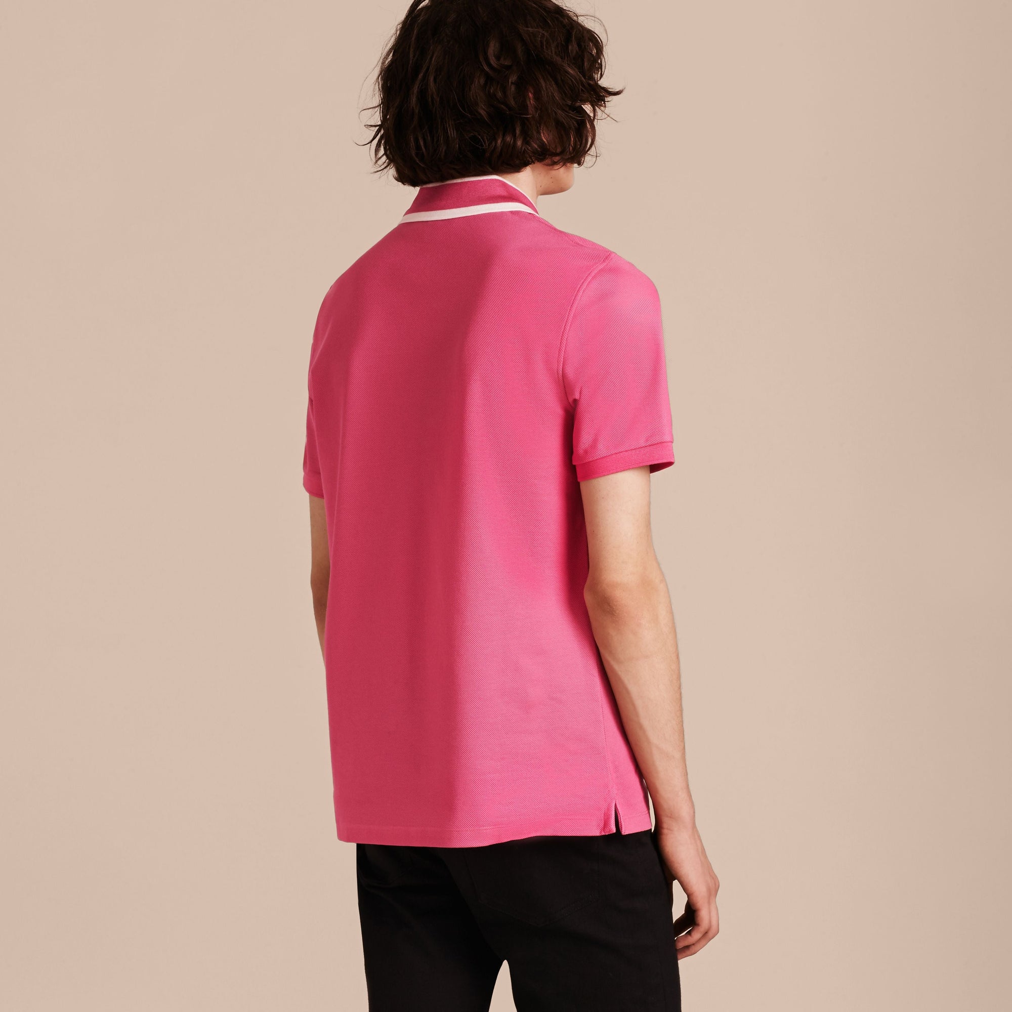 Polo en piqué de coton avec col rayé - Bright Crimson Pink