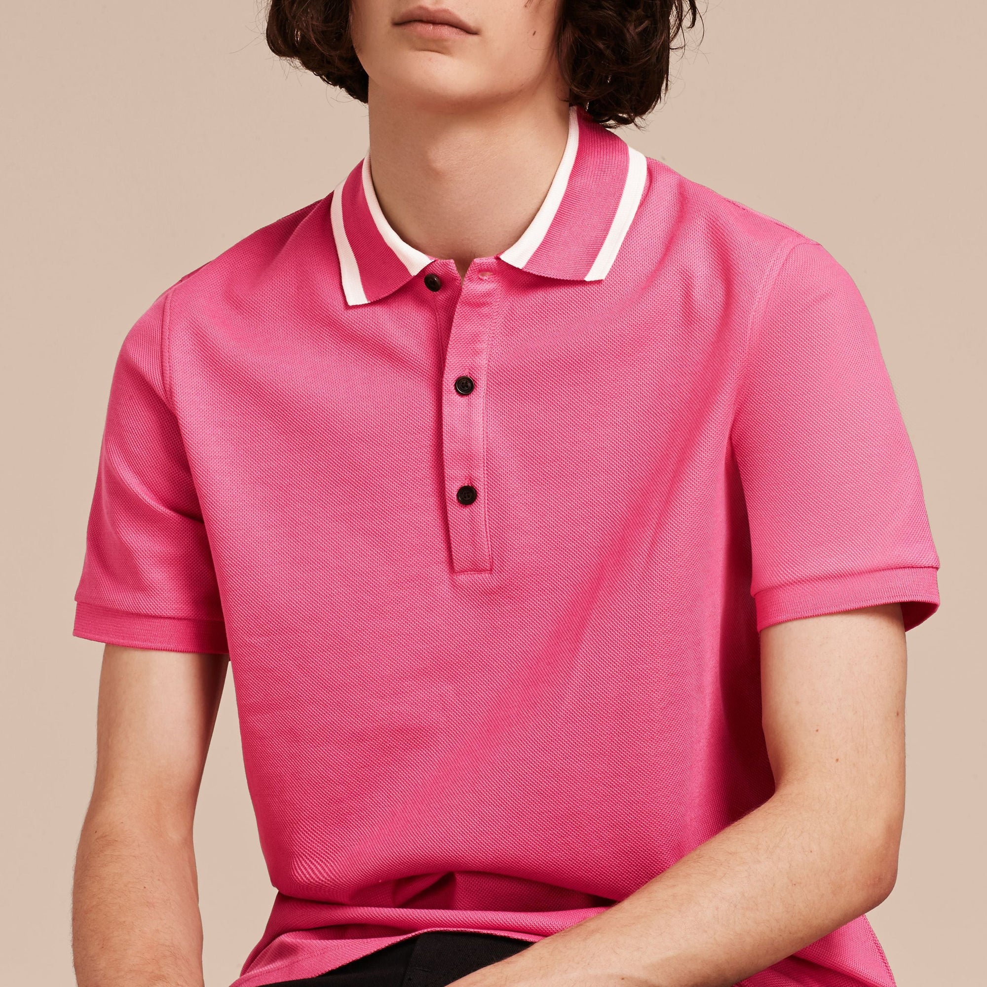 Polo en piqué de coton avec col rayé - Bright Crimson Pink