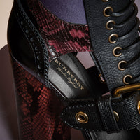 Bottines à plateforme en cuir et peau de serpent avec découpes - Garnet Pink