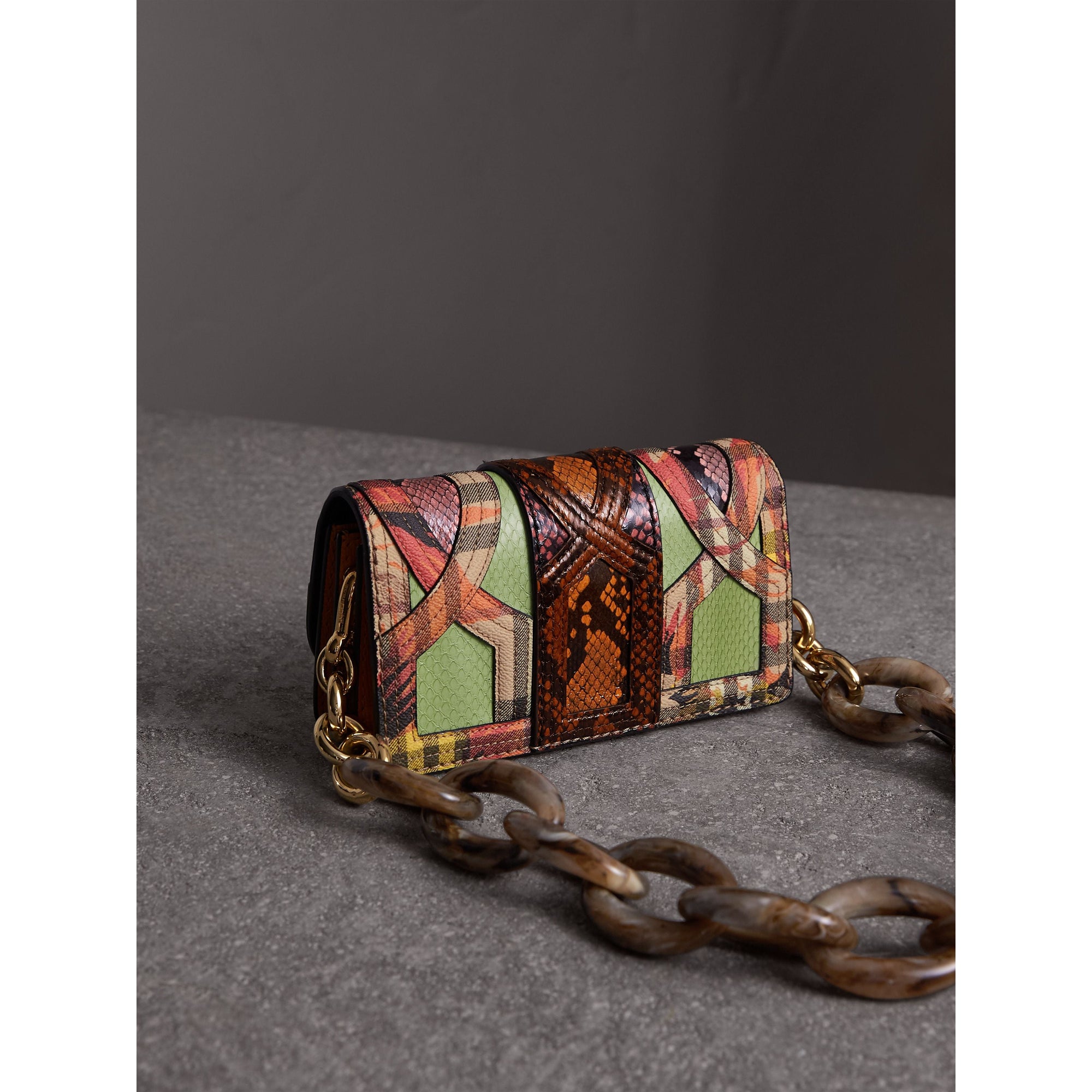 Petit sac The Buckle en peau de serpent et à imprimé floral - Pale Green