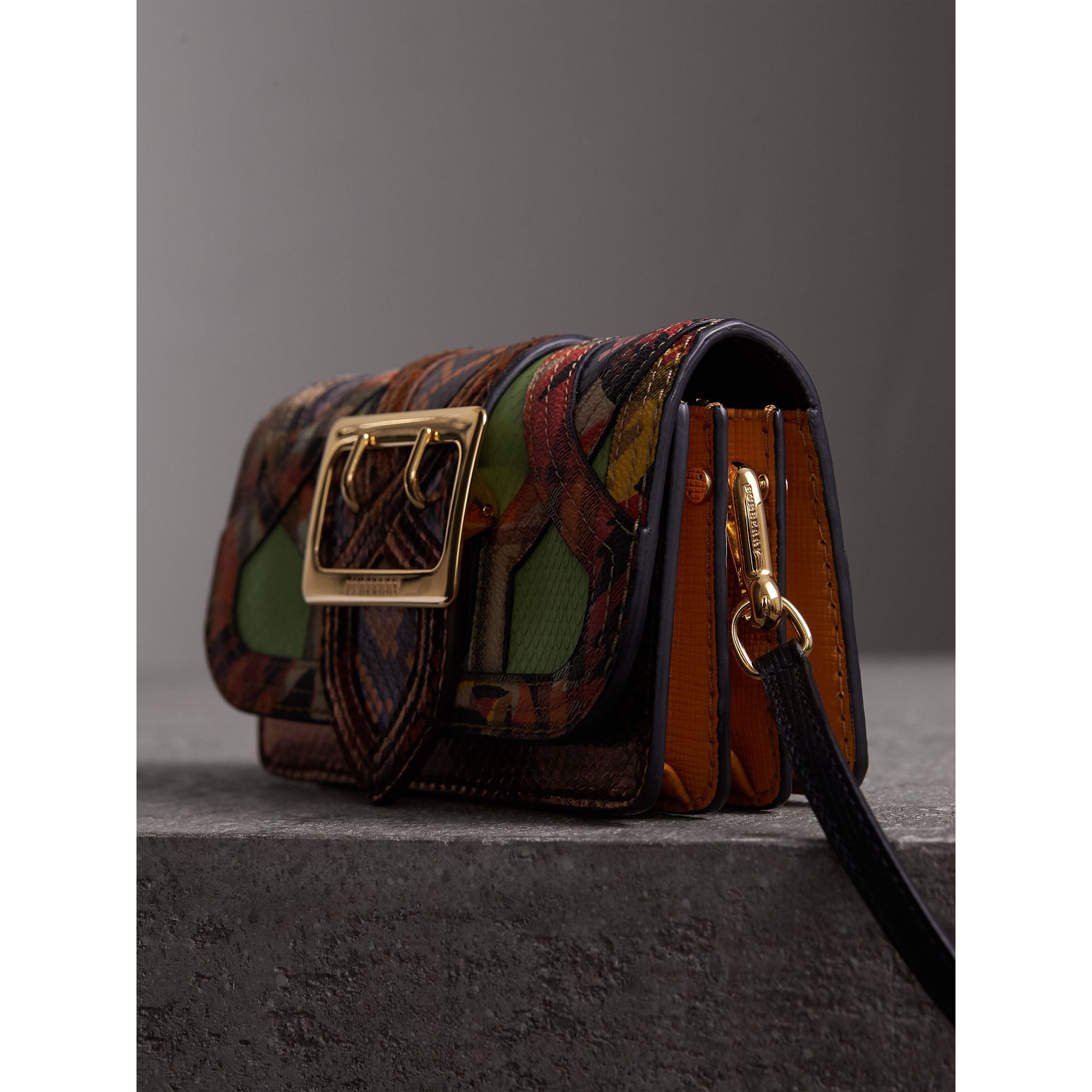 Petit sac The Buckle en peau de serpent et à imprimé floral - Pale Green