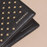 Portefeuille à rabat multidevise en cuir clouté - Black