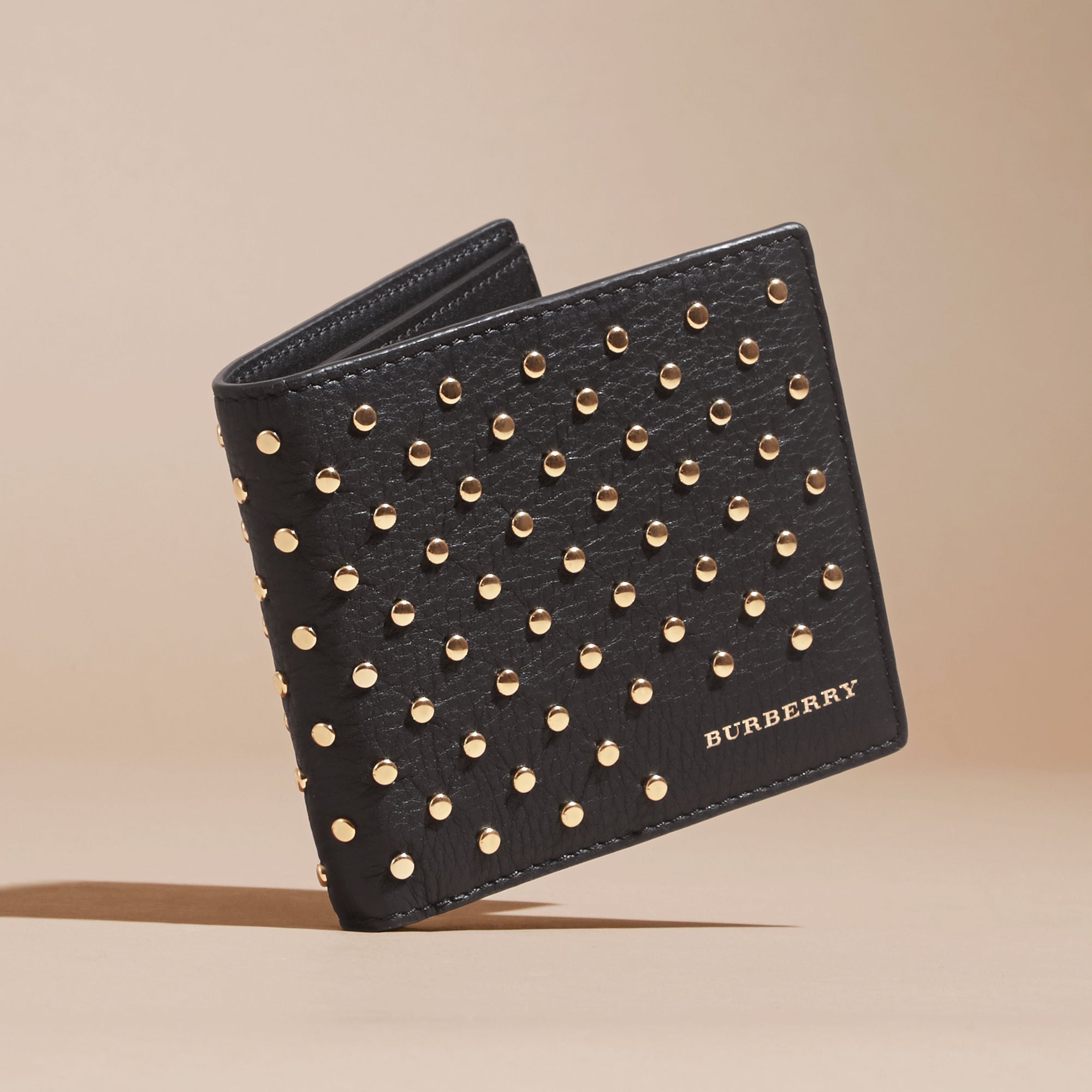 Portefeuille à rabat multidevise en cuir clouté - Black