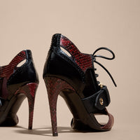 Bottines en cuir et peau de serpent avec boucle et découpes - Bordeaux