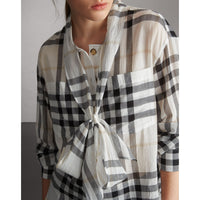 Chemise en coton à motif check avec col lavallière - White