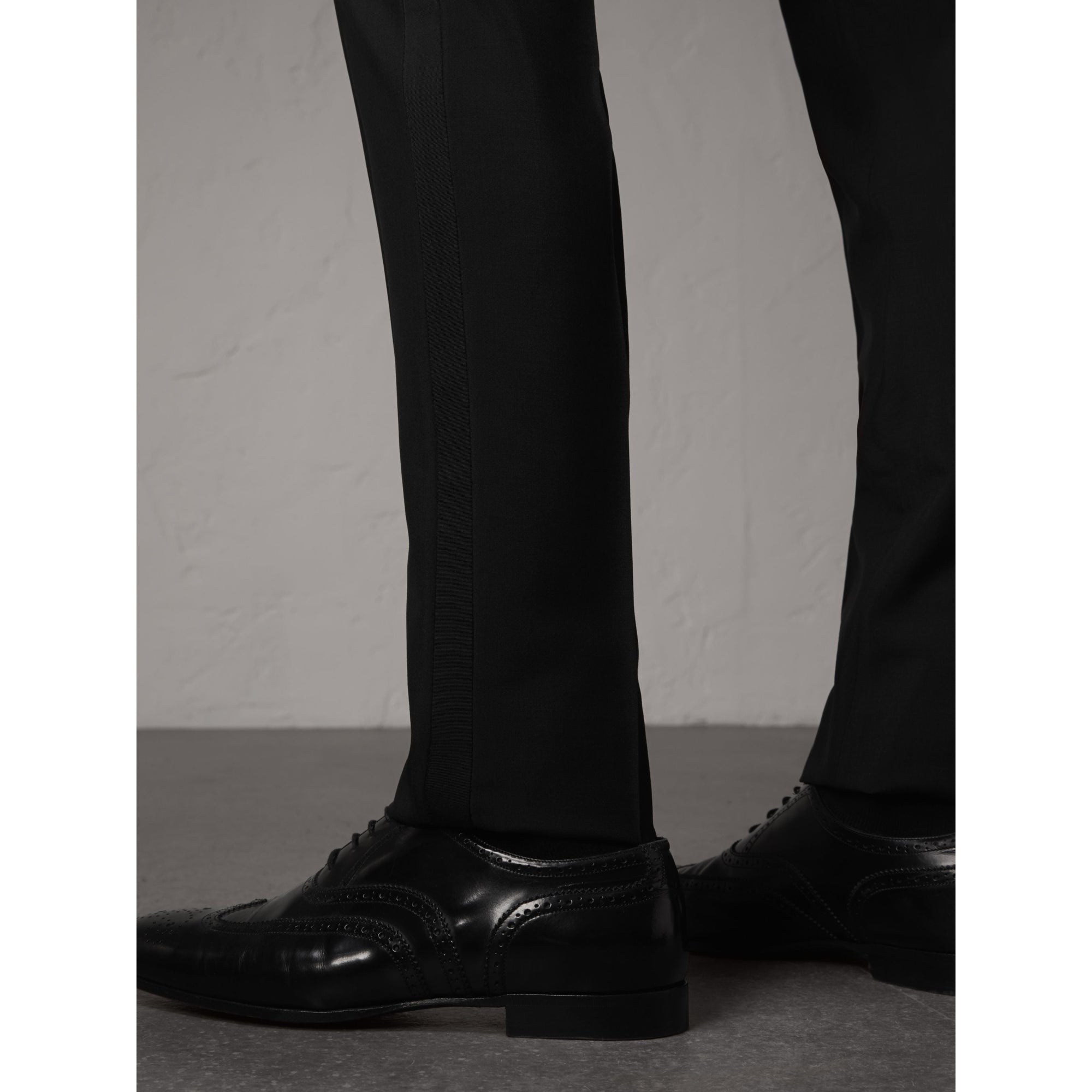 Pantalon habillé de coupe étroite en laine et mohair - Black