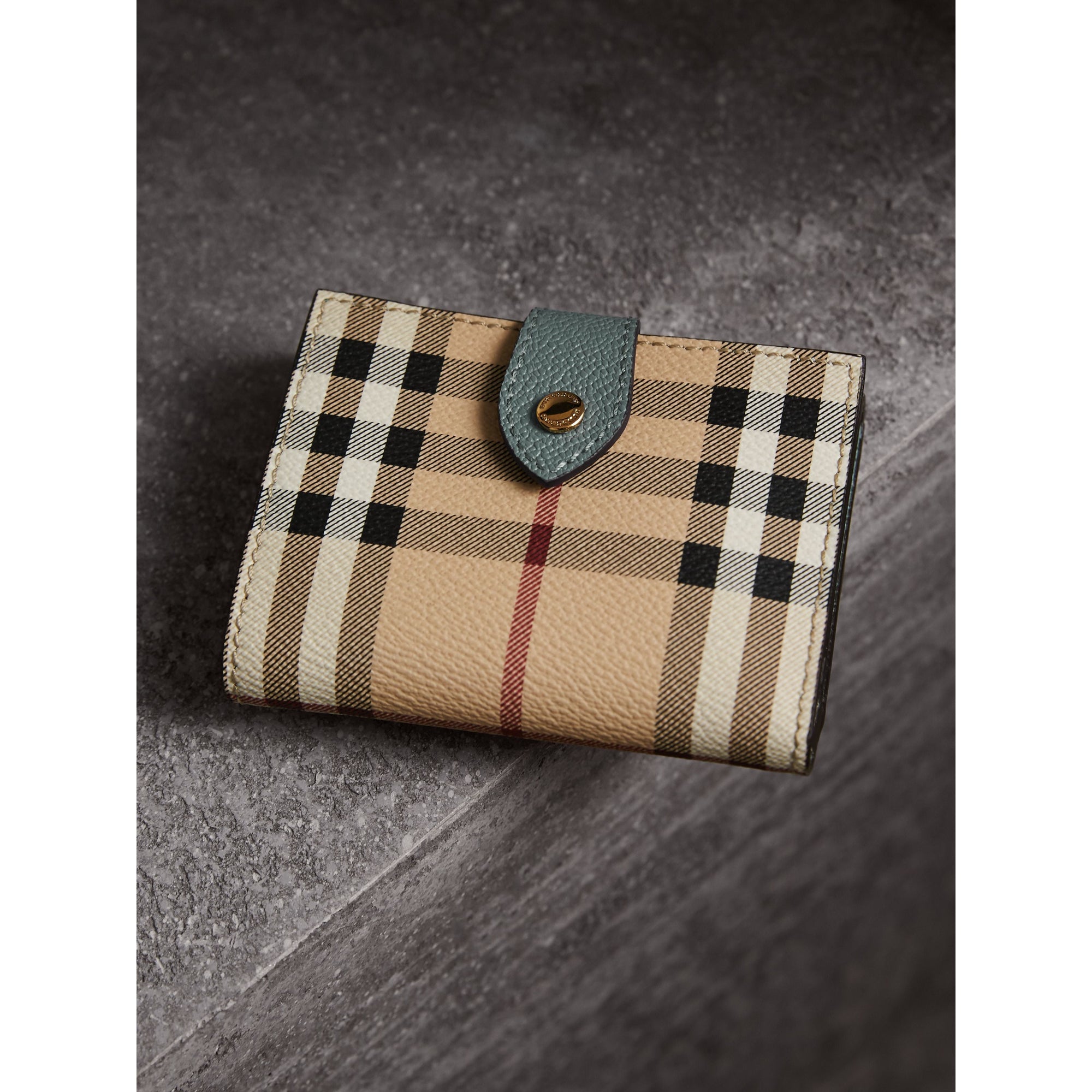 Portefeuille en cuir et tissu Haymarket check - Eucalyptus Green & Multi
