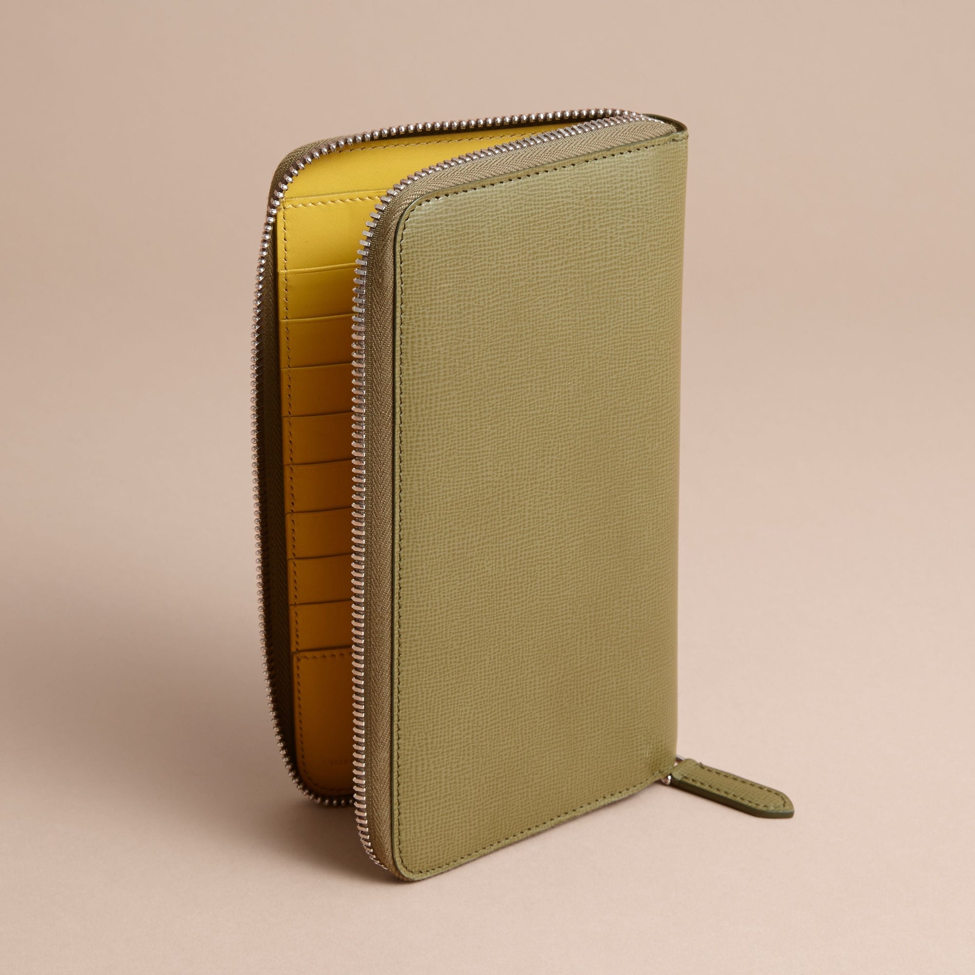 Portefeuille zippé en cuir London - Olive Green