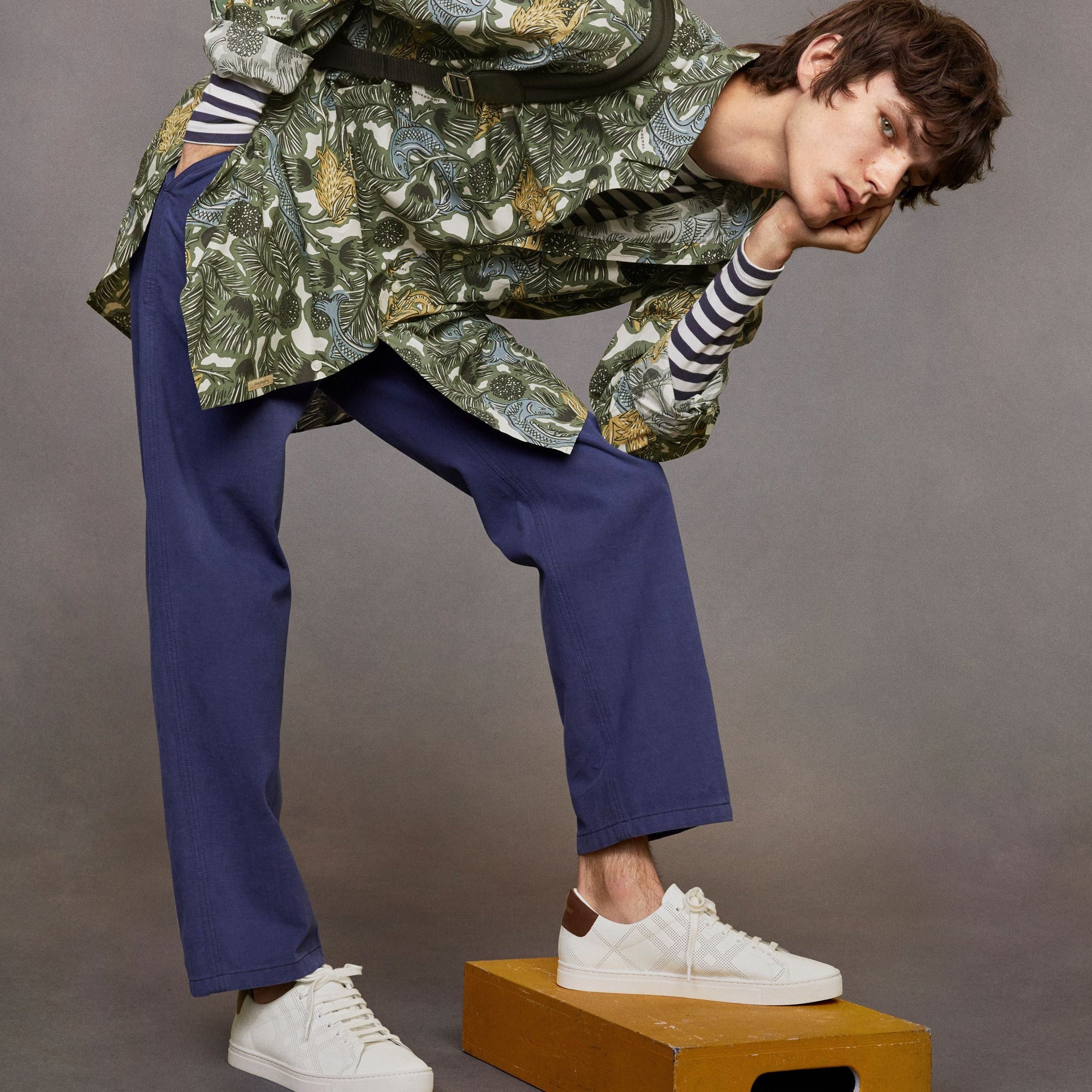 Chemise de coupe longue en popeline de coton à imprimé Bestiaire - Sage Green