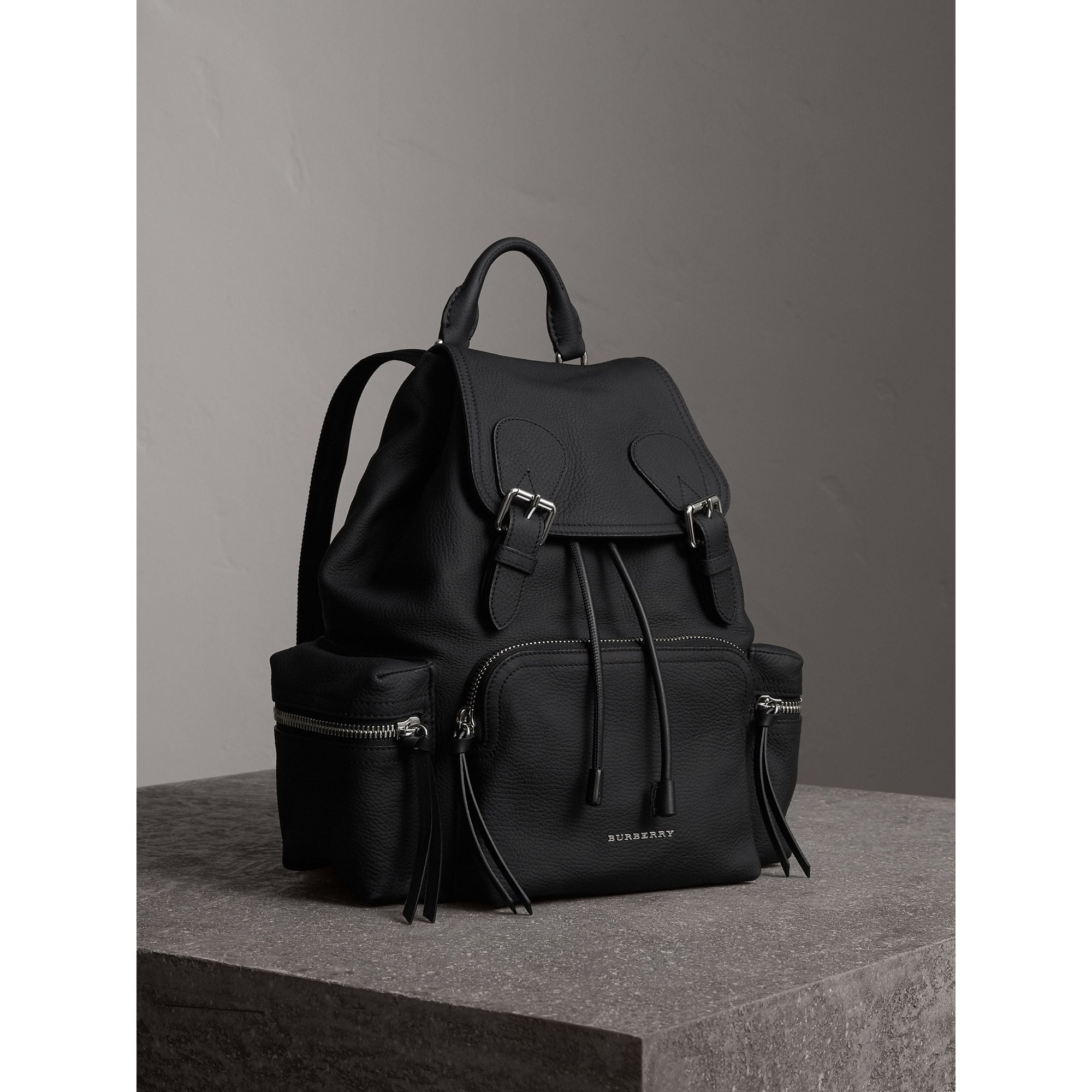 Sac à dos The Rucksack medium en cuir - Black