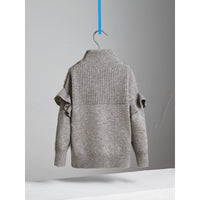 Pull à encolure montante en laine et cachemire avec volants - Grey Melange