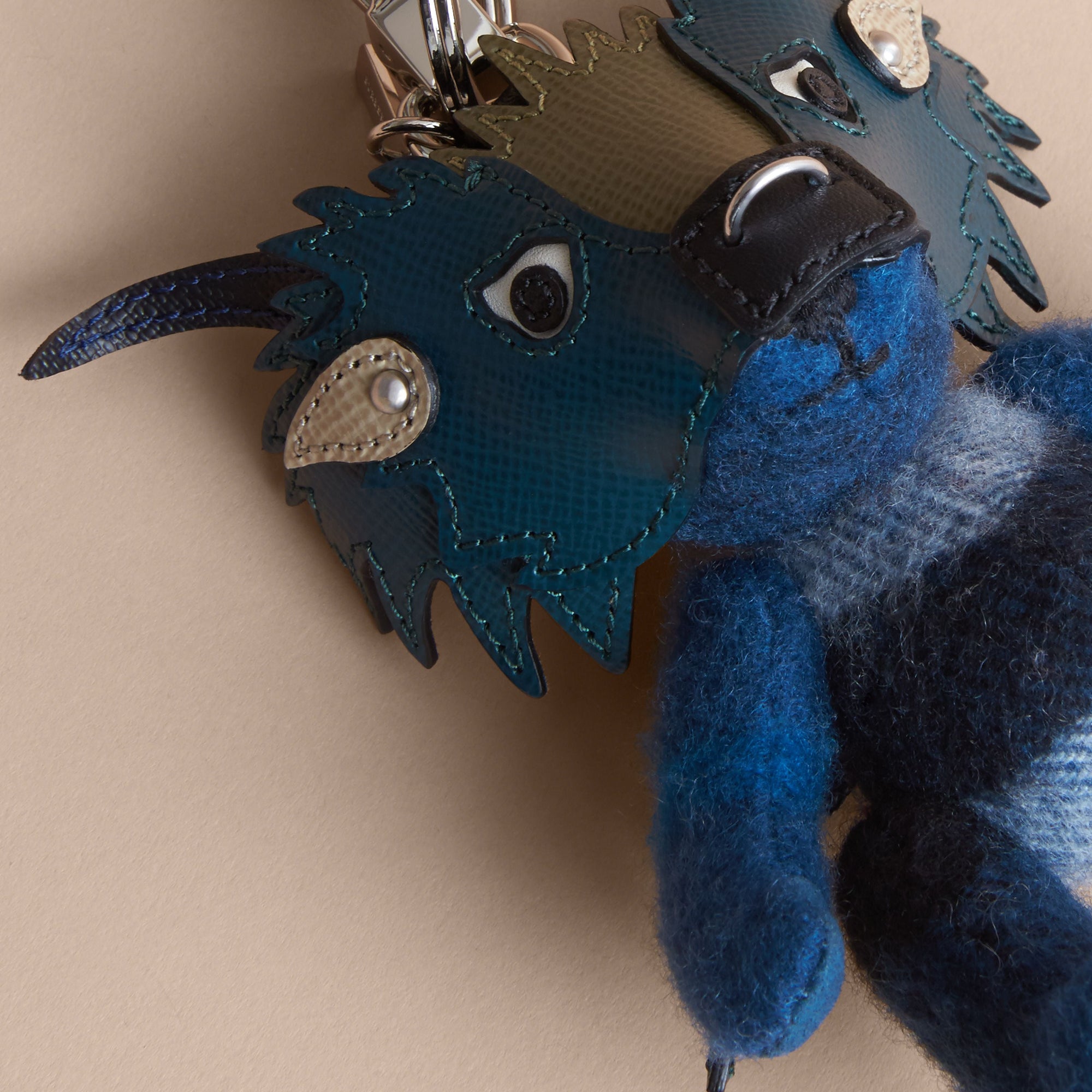 Porte-clés Thomas bear en cachemire check avec détail Bestiaire - Marine Blue