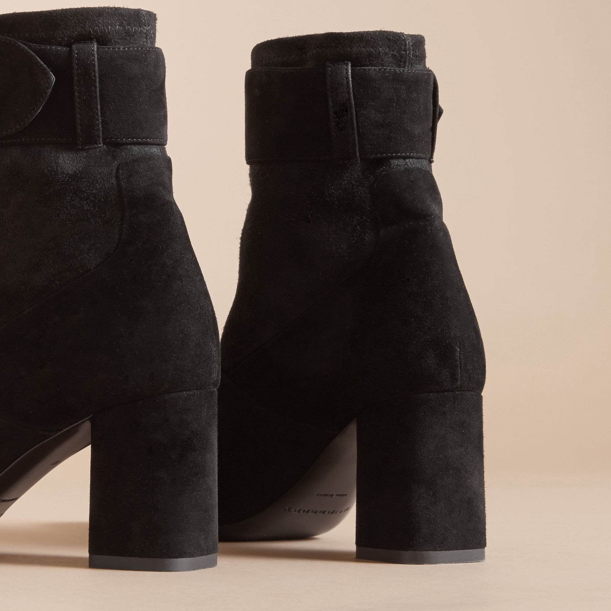Bottines en cuir de chevreau avec boucle - Black