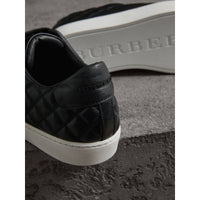Sneakers en cuir matelassé à motif check - Black