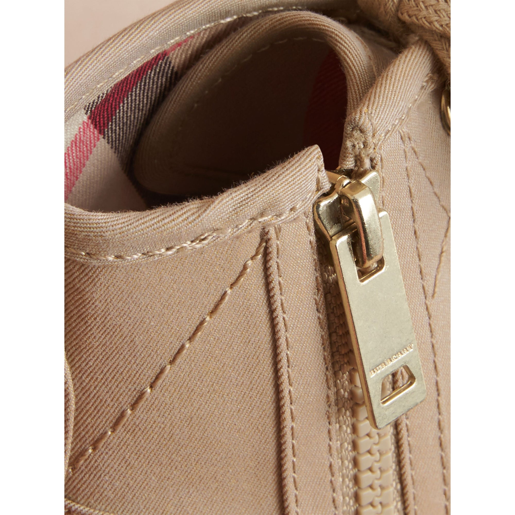 Sneakers montantes en gabardine de coton avec surpiqûres - Honey