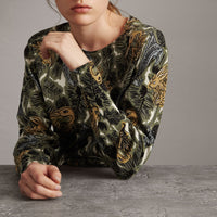 Pull en coton à imprimé Bestiaire - Sage Green