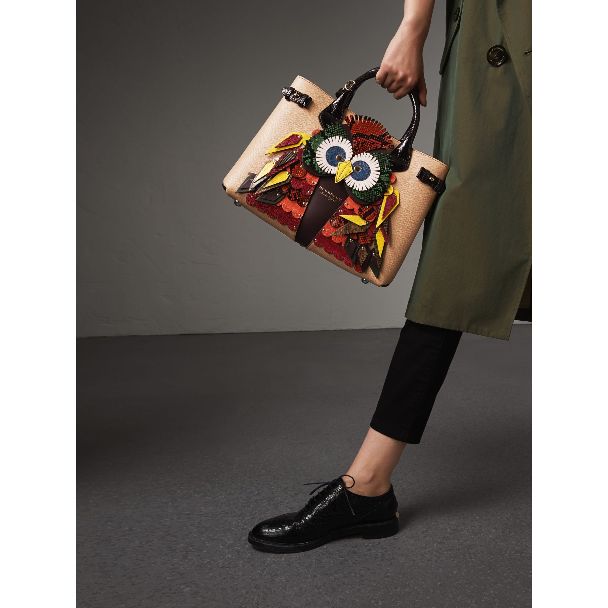 Sac The Banner moyen en cuir avec motif Bestiaire - Chino