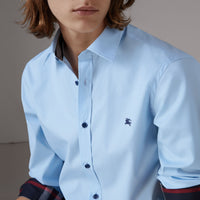 Chemise en popeline de coton avec boutons en résine - Pale Blue