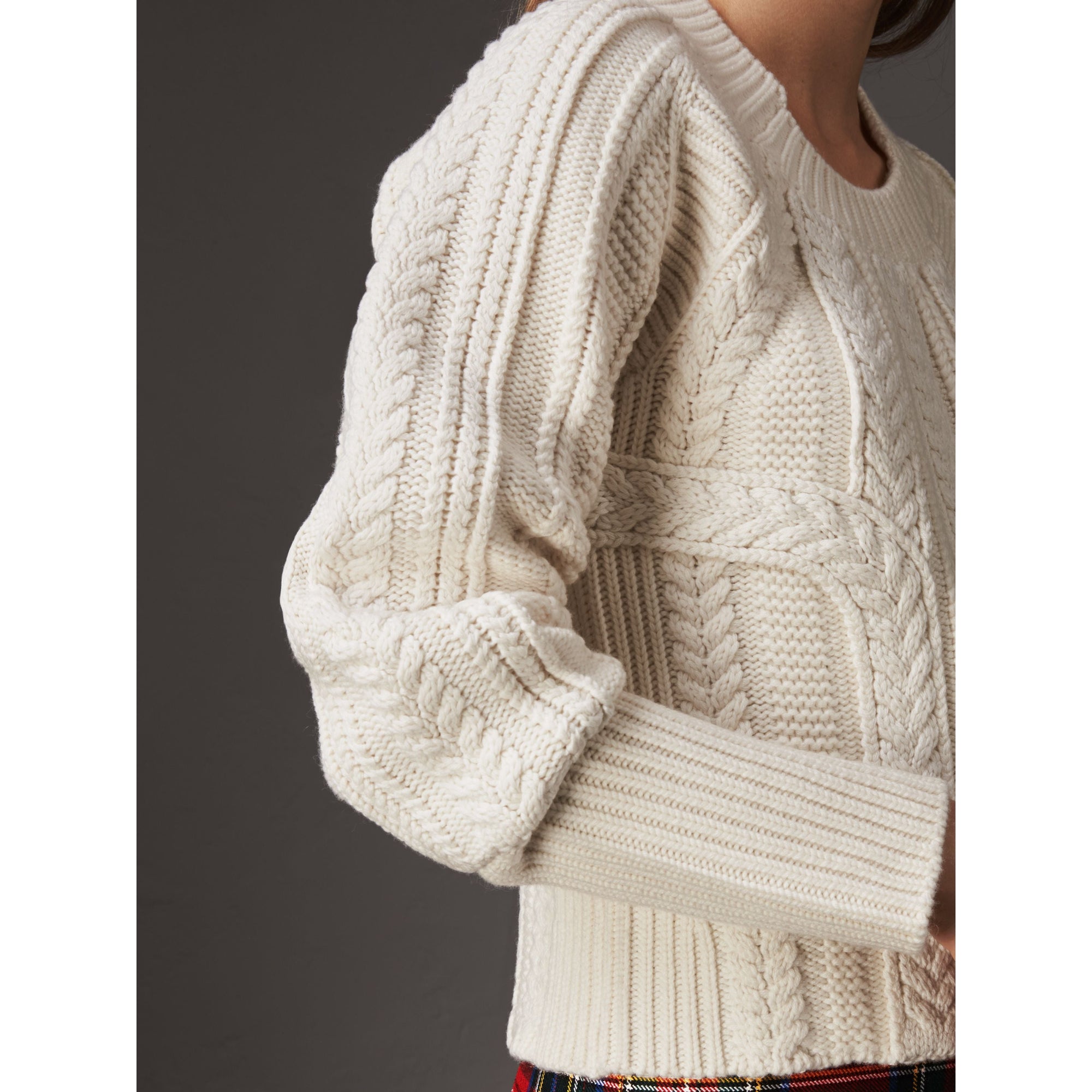 Pull en maille de laine et cachemire torsadée - Natural White
