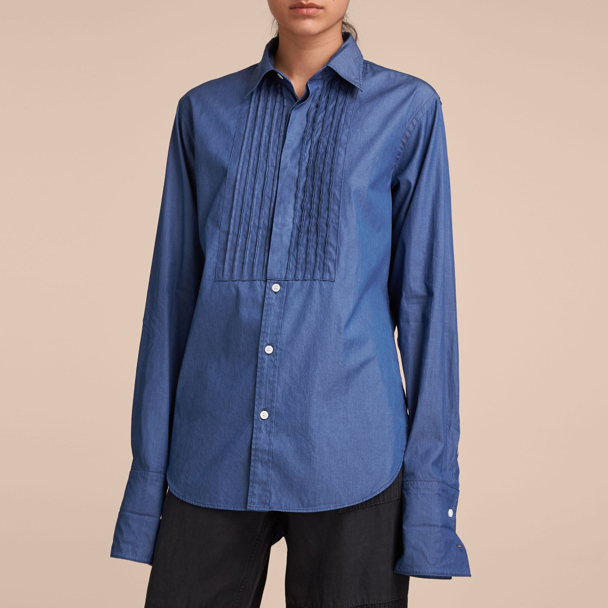 Chemise unisexe avec plastron nervuré & poignets mousquetaires - Denim Blue