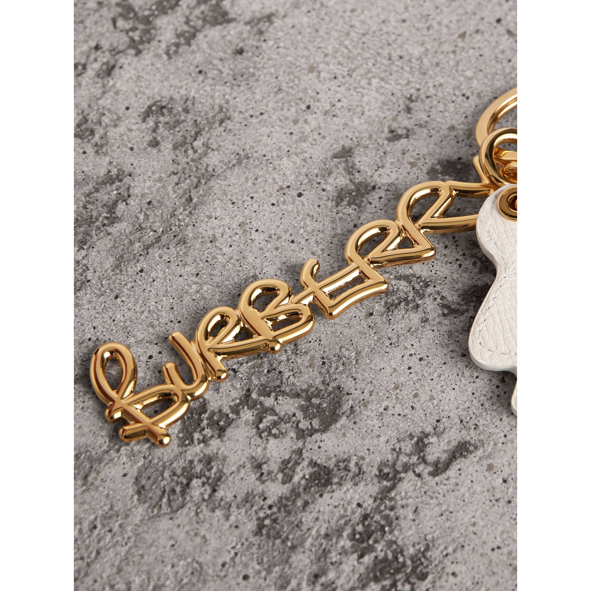Bijou porte-clés en cuir à motif Doodle - Light Gold